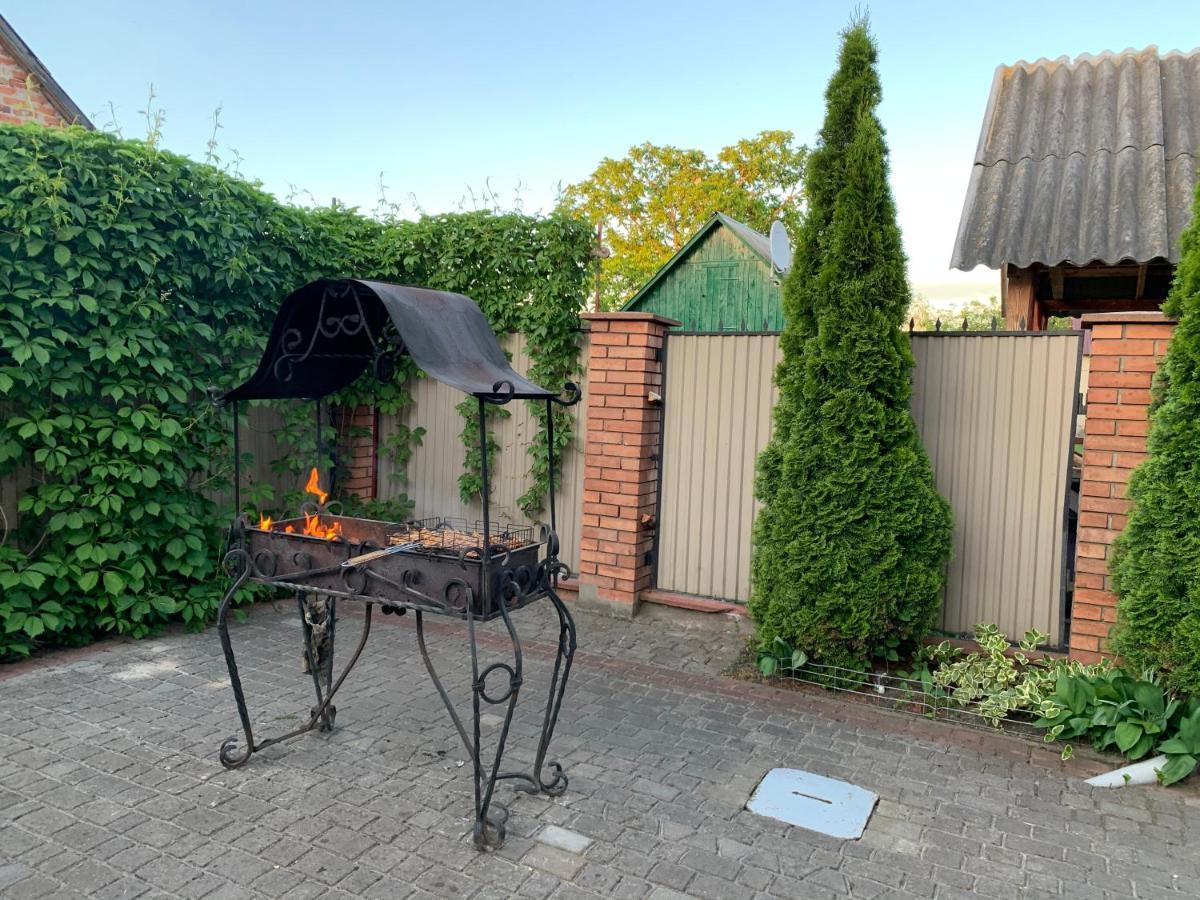 Комфортабельный Коттедж Bed and Breakfast Svitjaz Exteriör bild