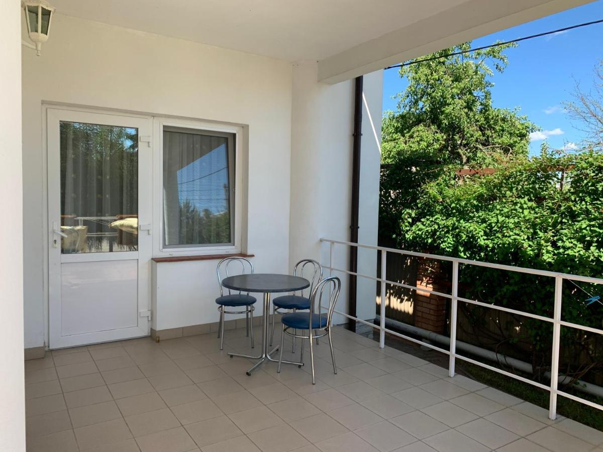 Комфортабельный Коттедж Bed and Breakfast Svitjaz Exteriör bild