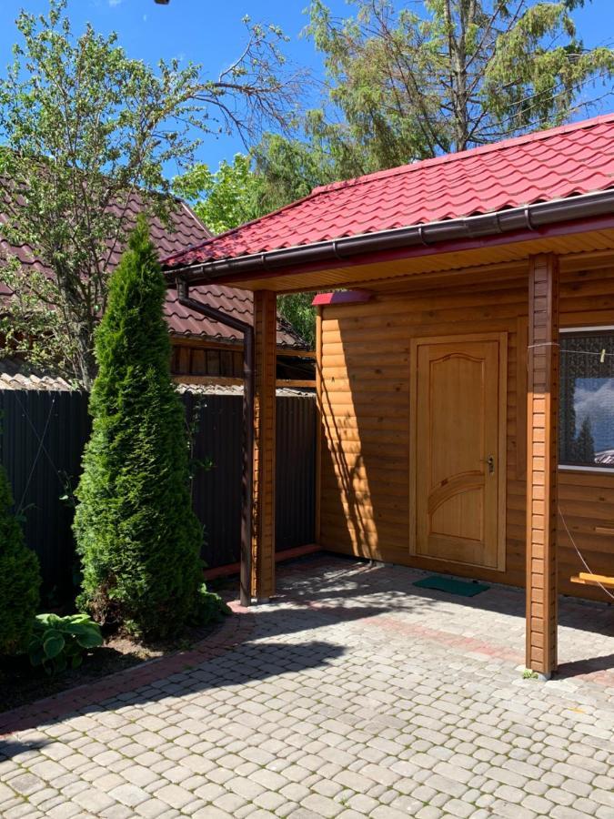 Комфортабельный Коттедж Bed and Breakfast Svitjaz Exteriör bild